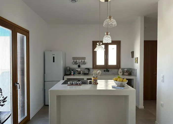 Holiday home Elysian House *